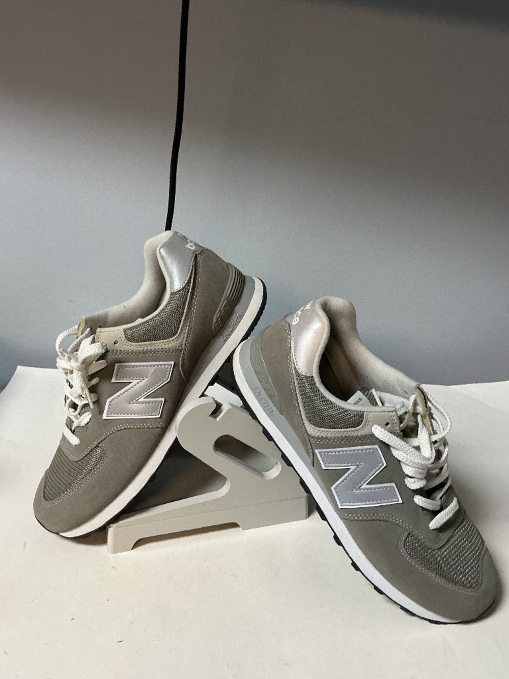 New Balance Classic 574 Encap Sneakers Size 12.